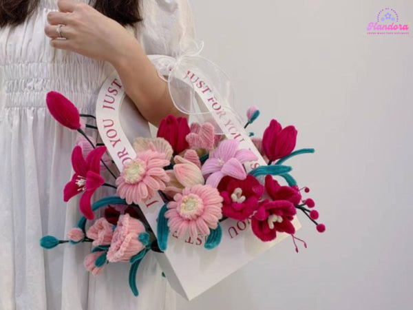 Set giỏ quà hoa kẽm nhung - Hình ảnh 4