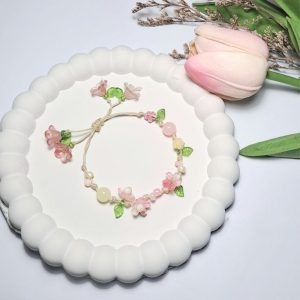 quà kỷ niệm 1 năm yêu nhau cho bạn gái: vòng tay