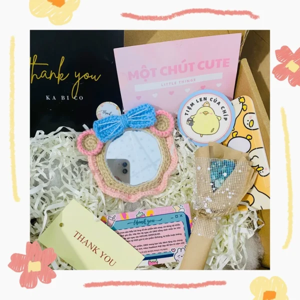Gương Mini Bằng Len – Món Đồ Handmade Dễ Thương và Độc Đáo - Hình ảnh 2