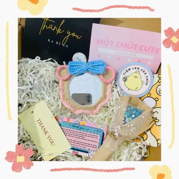 Gương Mini Bằng Len – Món Đồ Handmade Dễ Thương và Độc Đáo - Hình ảnh 3