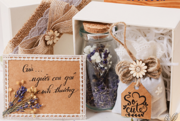 Thư thiệp handmade – Món quà ý nghĩa gửi trọn yêu thương